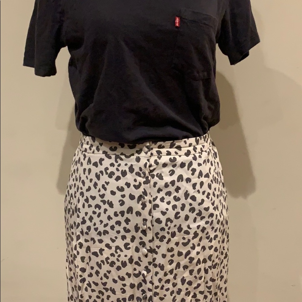 Leopard midi skirt